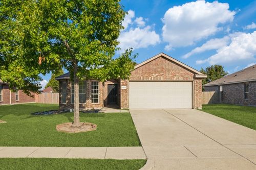 2815 Briarbrook Dr, Seagoville, TX, 75159-1445 | Card Image
