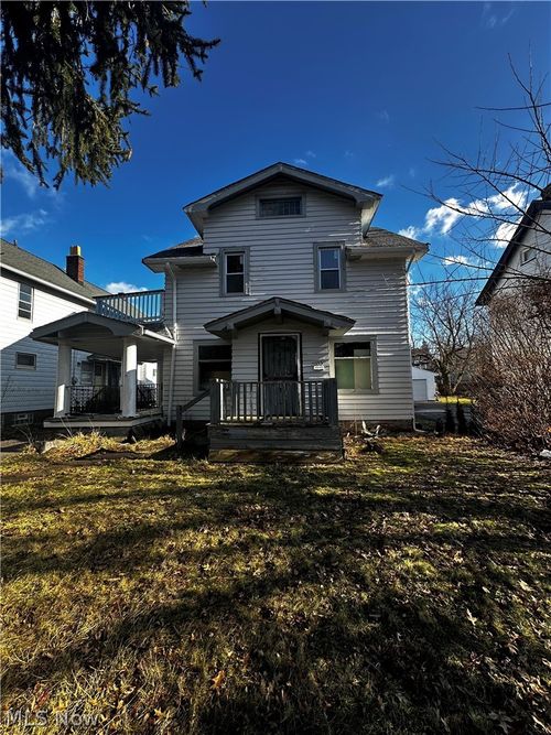 2083 N Taylor Road, Cleveland Heights, OH, 44112 | Card Image