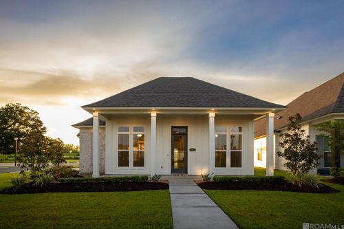 4470 Boulonnais Ave, Baton Rouge, LA, 70820-6009 | Card Image