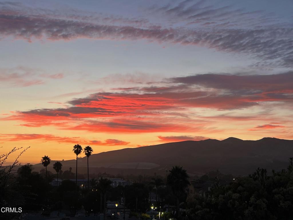 Land in Ventura 4