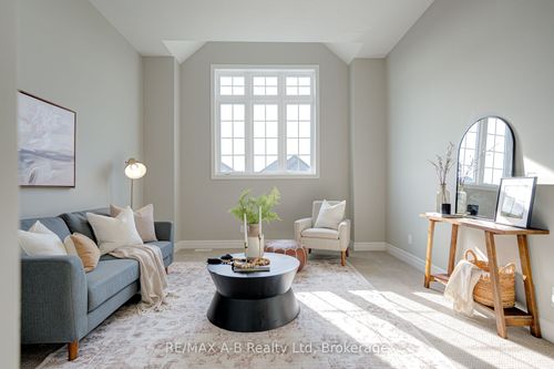 274 Bradshaw Dr, Stratford, ON, N5A0G5 | Card Image