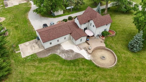 382 Keigwin Rd, Walnut, IL, 61376-9608 | Card Image