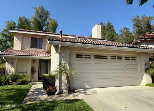6767 Pheasant Ln, Oak Park, CA, 91377-3977 | Card Image