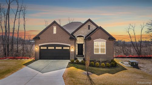 7841 Trailside Court, West Bloomfield Charter Township, MI, 48323 | Card Image