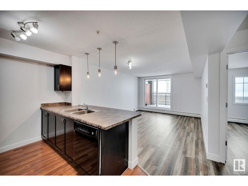 112-920 156 St Nw, Edmonton, AB, T6R0N6 | Card Image