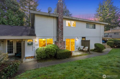 unit-b-410 214th St Sw, Bothell, WA, 98021-7586 | Card Image