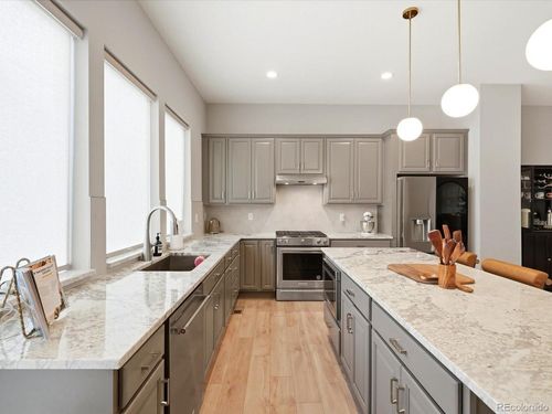 12245 Ridge Rd, Wheat Ridge, CO, 80033-2052 | Card Image
