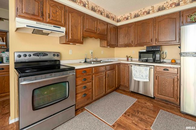 1202 S Hadfield St, House other with 3 bedrooms, 2 bathrooms and null parking in Marion IL | Image 8