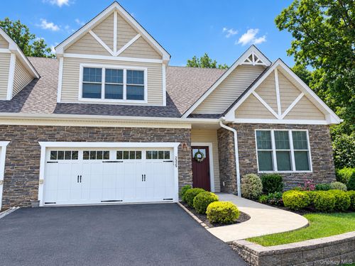 2329 Depeyster Dr, Cortlandt Manor, NY, 10567-3210 | Card Image