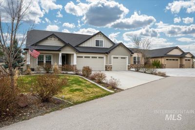 11771 W Cross Slope Way, House other with 4 bedrooms, 3 bathrooms and 4 parking in Nampa ID | Image 3