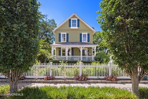 69 Foster St, Red Bank, NJ, 07701-5509 | Card Image
