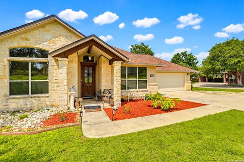 1103 Eagle Vw, Pleasanton, TX, 78064-3980 | Card Image