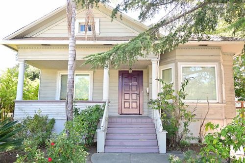 402 N 11th St, San Jose, CA, 95112-3332 | Card Image