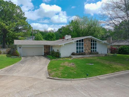 1008 Quail Creek Dr, Miami, OK, 74354-3835 | Card Image