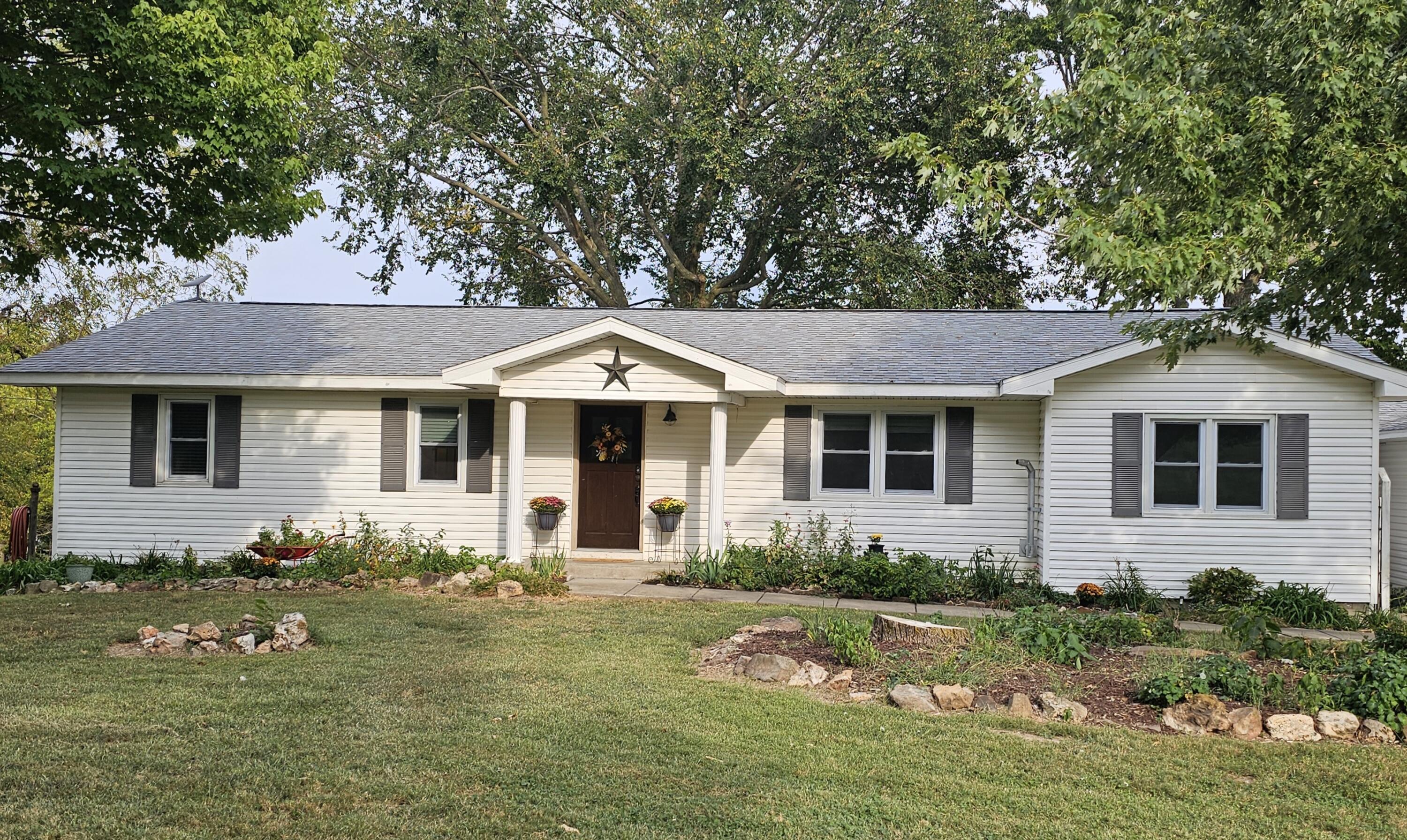 Farm Road 1012 , Pierce City, MO 65723