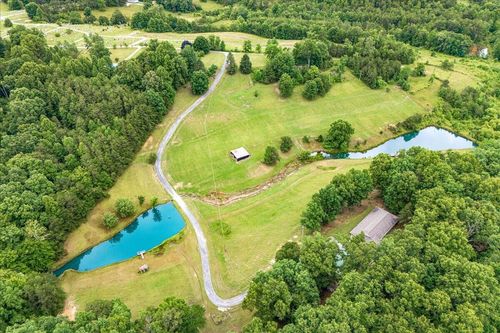272 Locust Grove Cemetery Road, London, KY, 40744 | Card Image