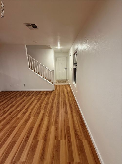 8217 Time Machine Ave, Las Vegas, NV, 89113-6163 | Card Image
