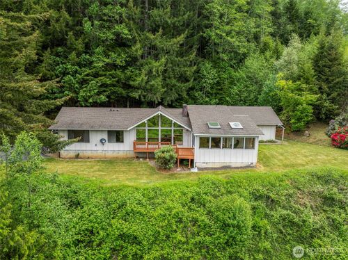 1086 W State Route 4, Skamokawa, WA, 98647 | Card Image