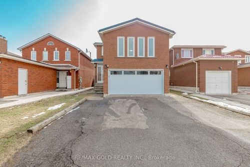 61 Kingknoll Dr, Brampton, ON, L6Y3G6 | Card Image