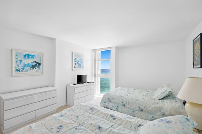 APT-1808 - 1370 S Ocean Blvd, Condo with 2 bedrooms, 3 bathrooms and null parking in Pompano Beach FL | Image 23