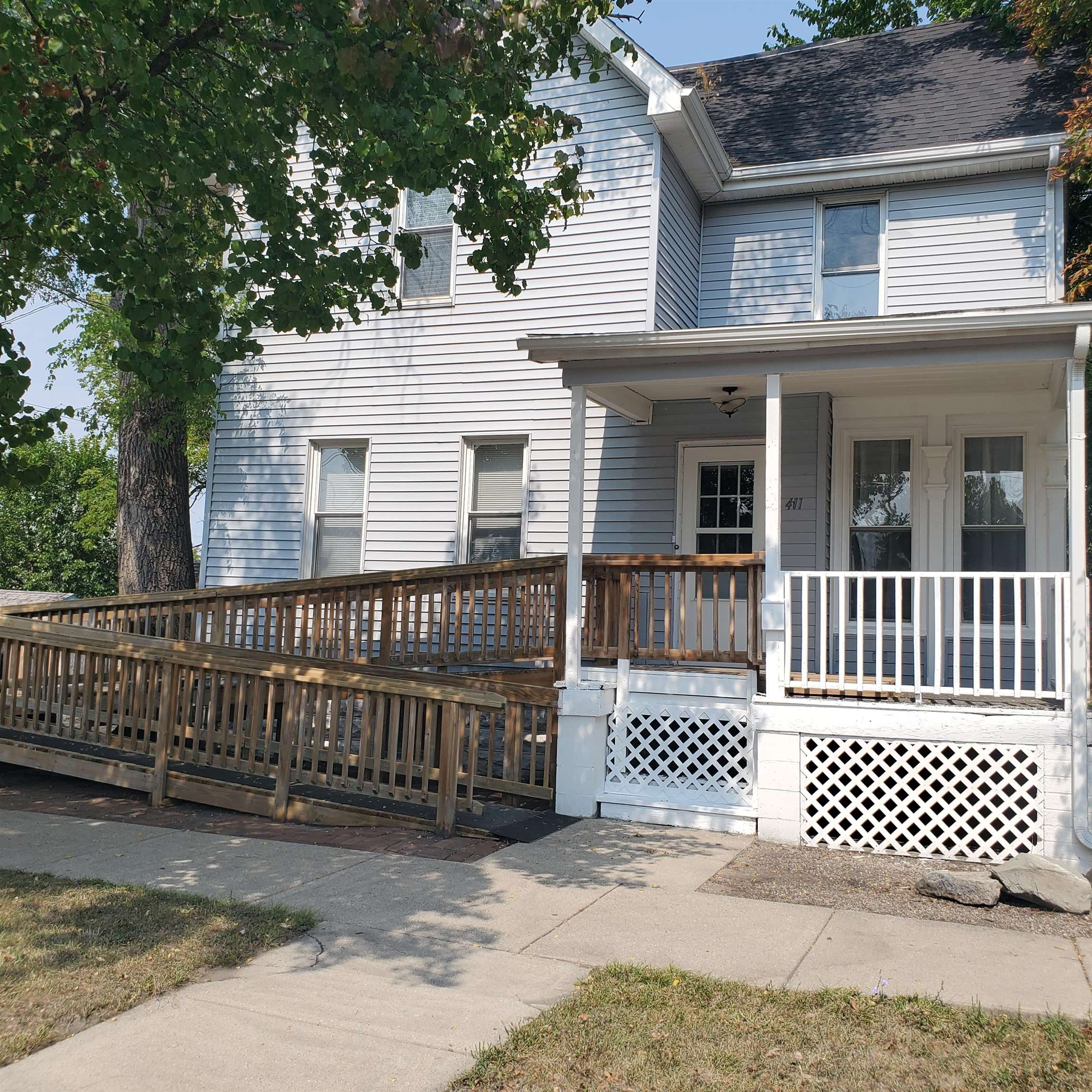 9th St, Bay City, MI 48708