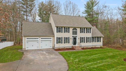 27 Buckingham Dr, Londonderry, NH, 03053-2312 | Card Image