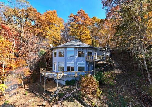 376 Broken Arrow Trl, Hayesville, NC, 28904-9141 | Card Image