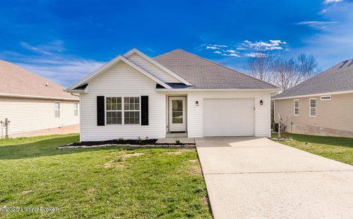 313 Stamper Ave, La Grange, KY, 40031-2307 | Card Image