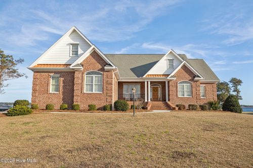 135 Waterway Dr, Havelock, NC, 28532-9039 | Card Image