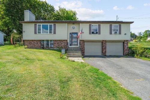 29 Winnie Ave, Ravena, NY, 12143-1510 | Card Image