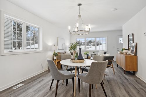 2028 James Ave N, Minneapolis, MN, 55411-1927 | Card Image