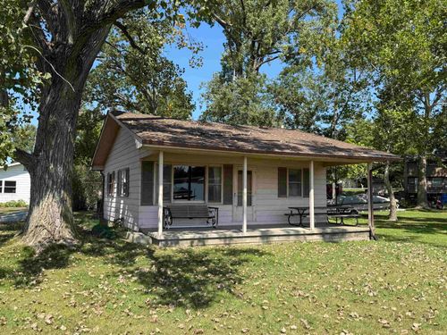 1000 W 590 S, Wolcottville, IN, 46795-8912 | Card Image