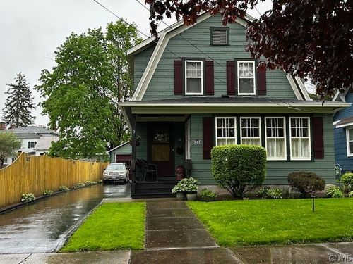523 Broad St, Oneida, NY, 13421-2412 | Card Image