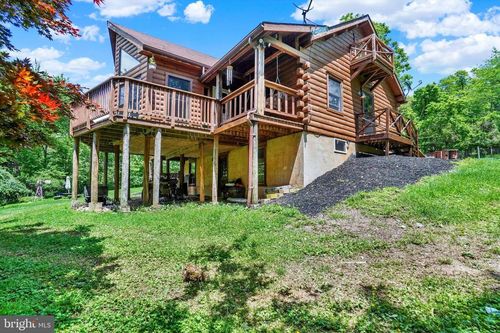 18487 Zeigler School Rd, STEWARTSTOWN, PA, 17363-7981 | Card Image