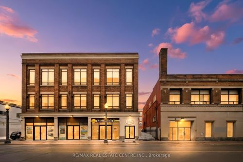 206-11 Queen St, Brantford, ON, N3T3B1 | Card Image