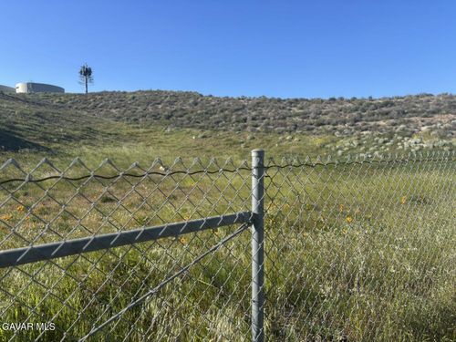 28299 Enderly Street, Canyon Country, CA, 91351 | Card Image