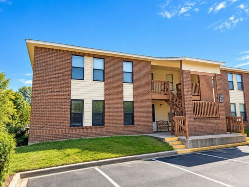 e401-2005 Greens Blvd, Myrtle Beach, SC, 29577-8044 | Card Image