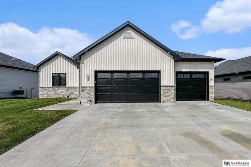 1113 Annabel Ave, Hickman, NE, 68372-9726 | Card Image