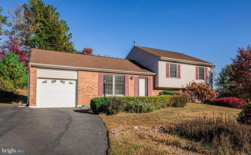 1803 E Beech Rd, STERLING, VA, 20164-1933 | Card Image