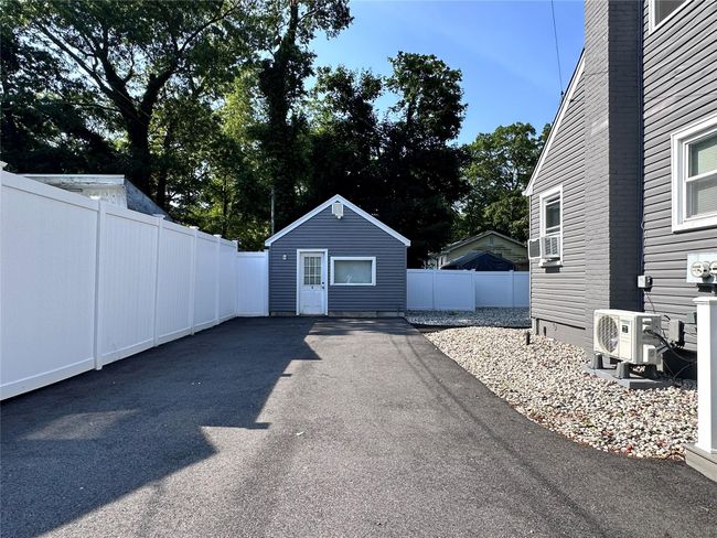 View of asphalt driveway | Image 10