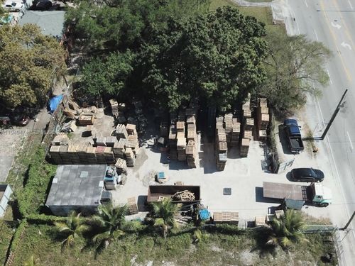 3021 Nw 54th St, Miami, FL, 33142-2829 | Card Image