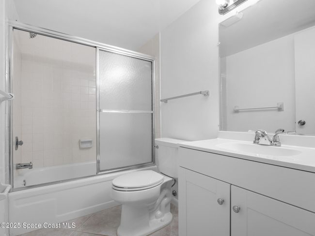 11206 - 2700 N Highway A1a, Condo with 2 bedrooms, 2 bathrooms and null parking in Indialantic FL | Image 11