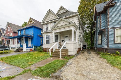 7 Athens St, Rochester, NY, 14621-5203 | Card Image