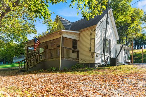 106 Walker Ln, Somerset, KY, 42501-2118 | Card Image