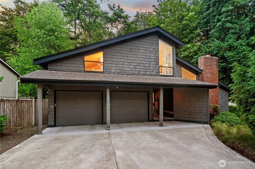 2109 130th Place Se, Bellevue, WA, 98005 | Card Image