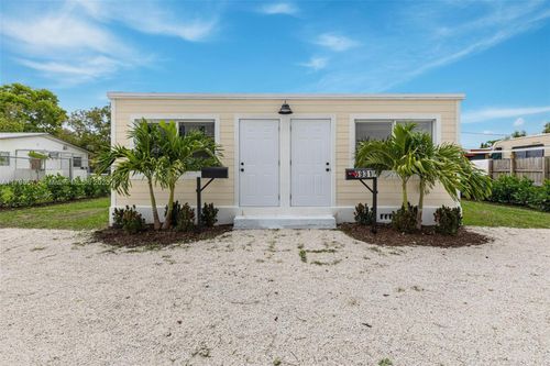 b-5931 Sw 64th St, South Miami, FL, 33143-3516 | Card Image