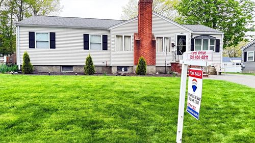 118 Spruce Rd, Norwood, MA, 02062-1321 | Card Image