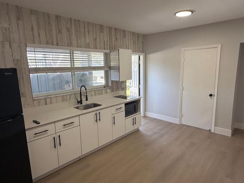 4-720 Ne 7th Street, Hallandale Beach, FL, 33009 | Card Image