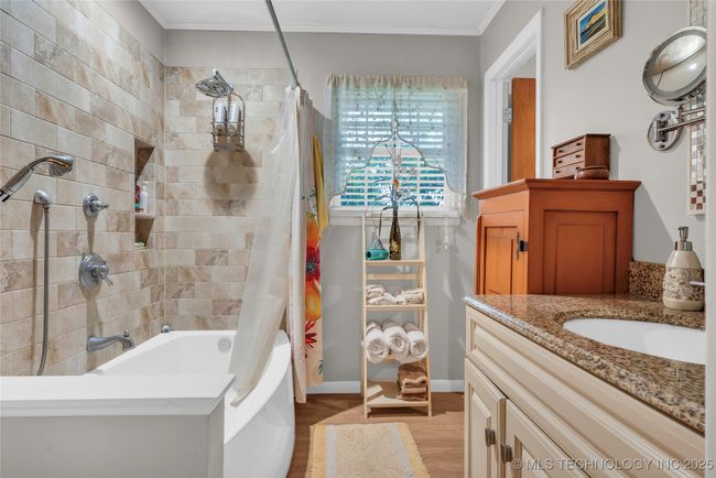 2324 N Plainview Rd, House other with 4 bedrooms, 3 bathrooms and null parking in Ardmore OK | Image 15