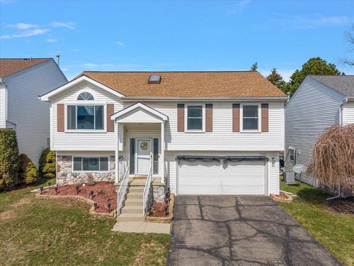 37660 N Butler Cir, Westland, MI, 48186-3985 | Card Image